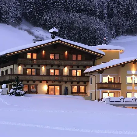 Bauernhoefe Aigenberger * Flachau